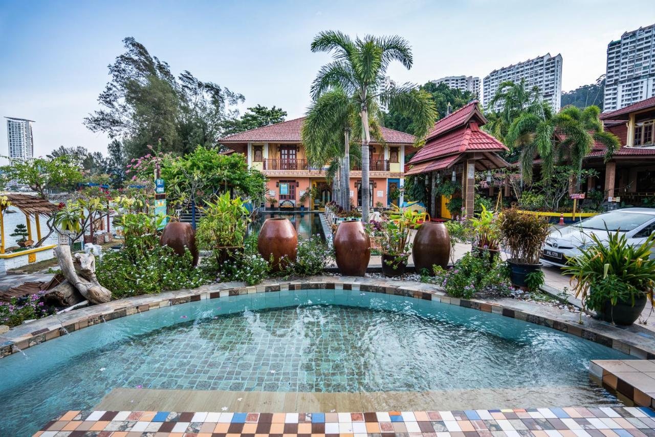 Lost Paradise Resort Batu Feringgi Exteriör bild